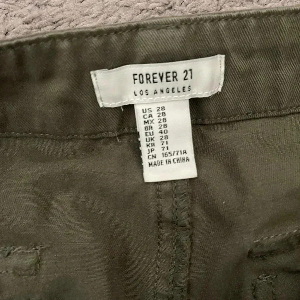Forever 21 jeans - Picture 5 of 7